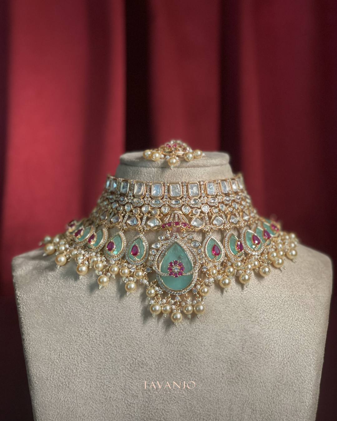 Emerald Polki Choker
