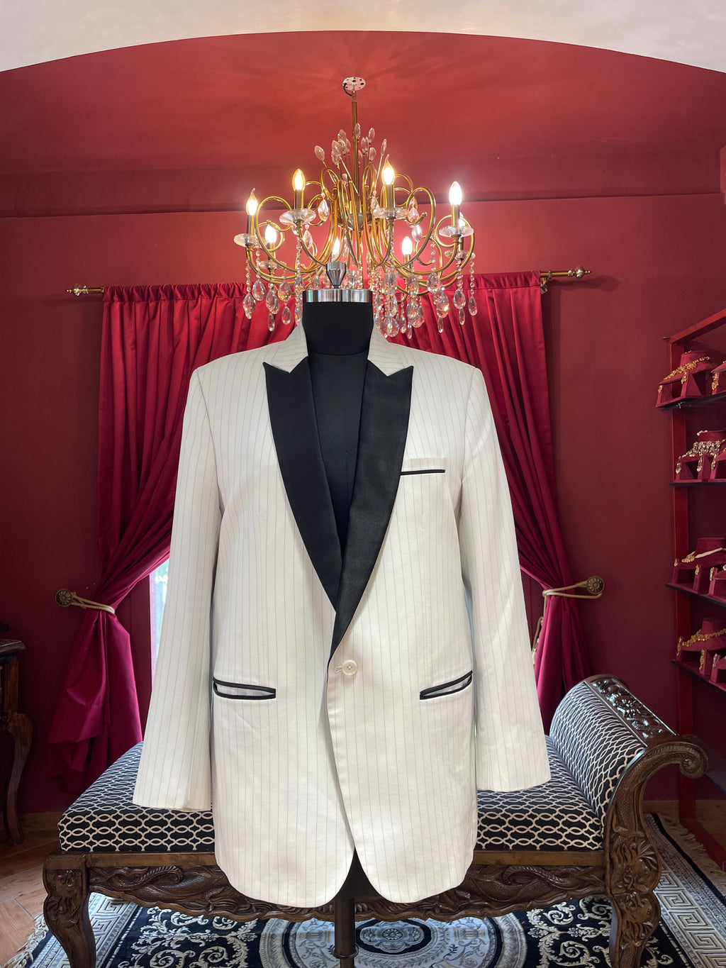 Ivory Contrast Tuxedo