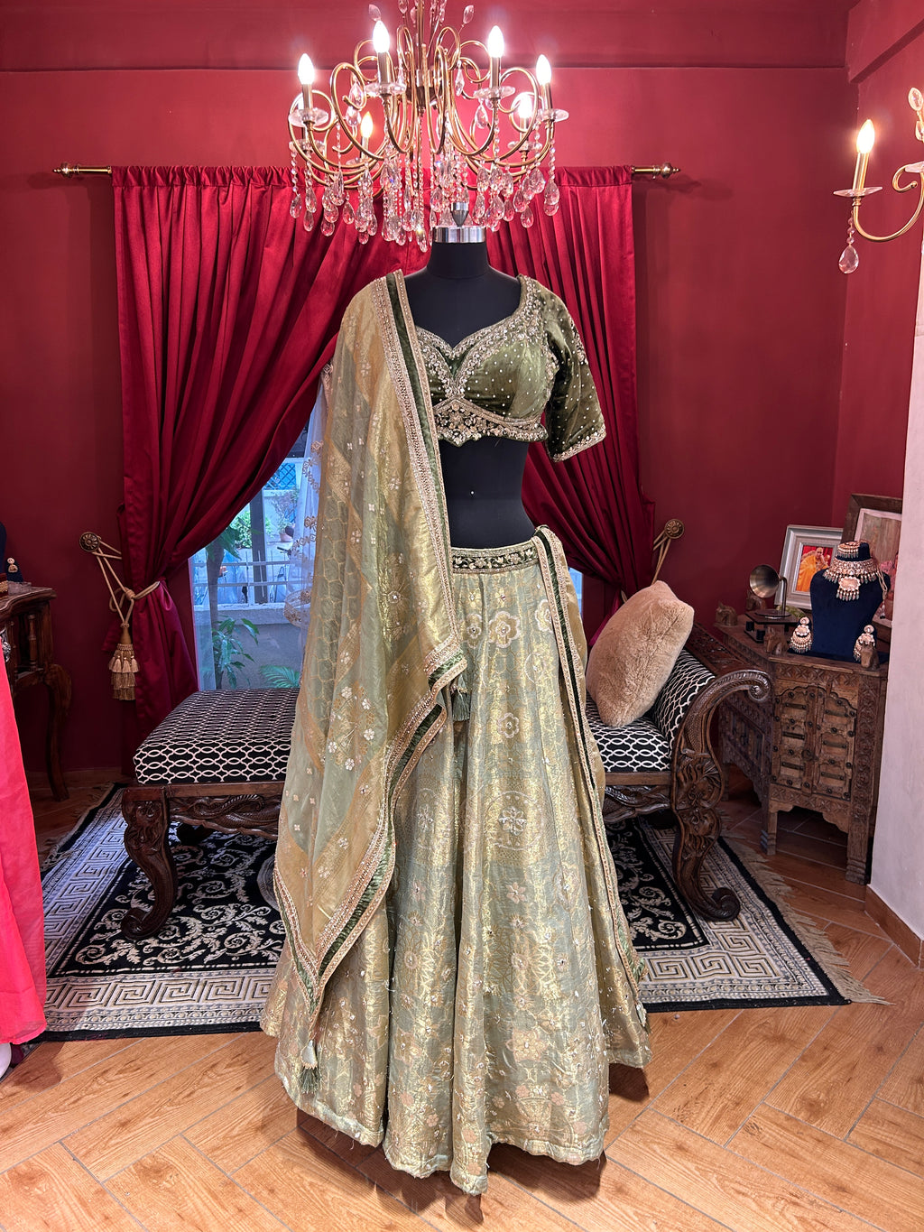 Green velvet lahenga