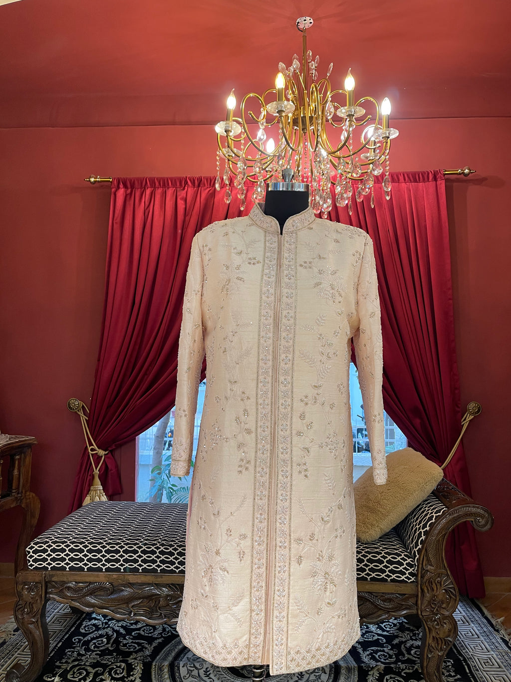 Ivory Minimal Embroidered Kurta Set