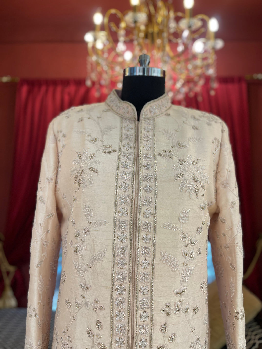 Ivory Minimal Embroidered Kurta Set