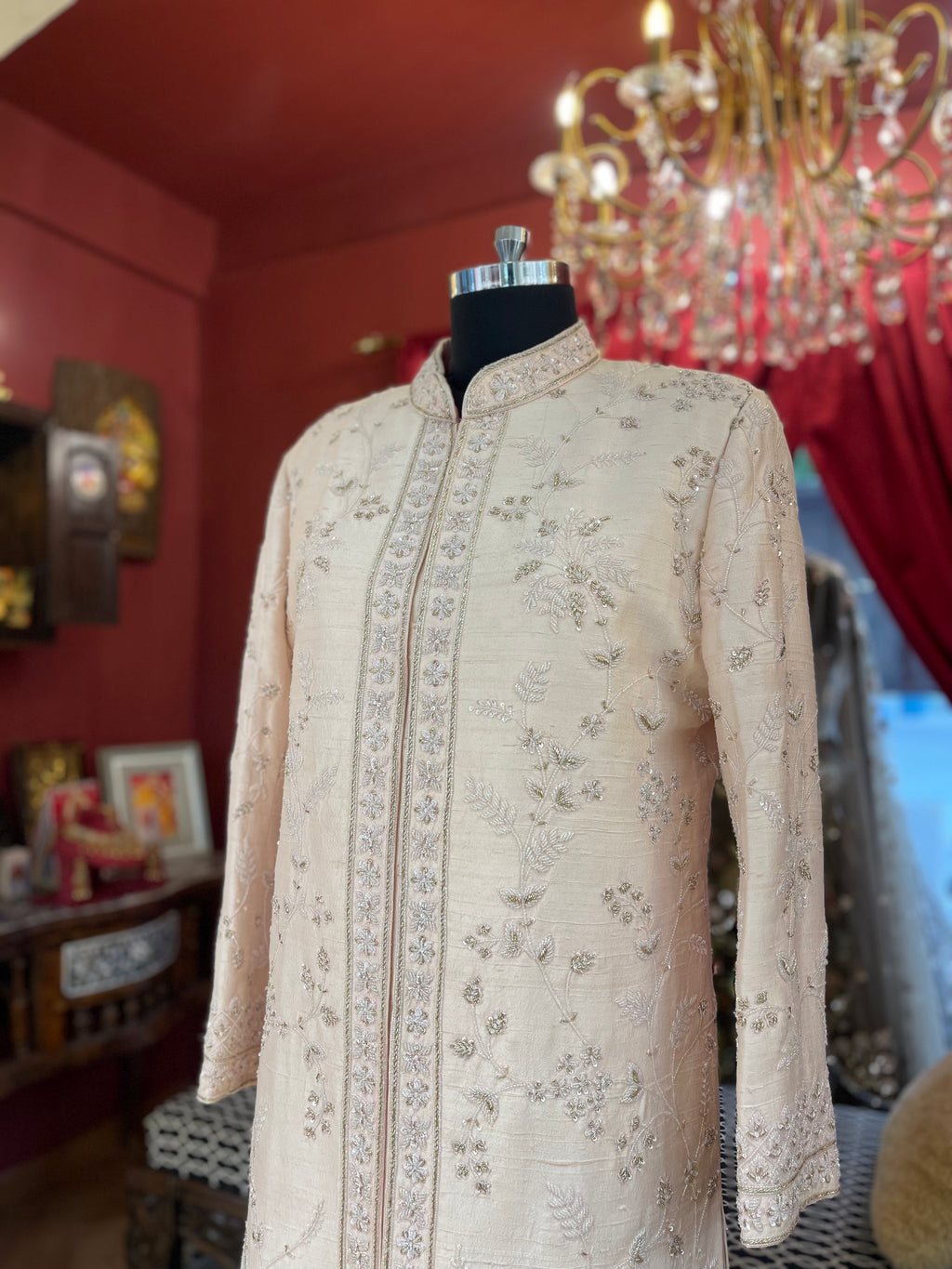 Ivory Minimal Embroidered Kurta Set