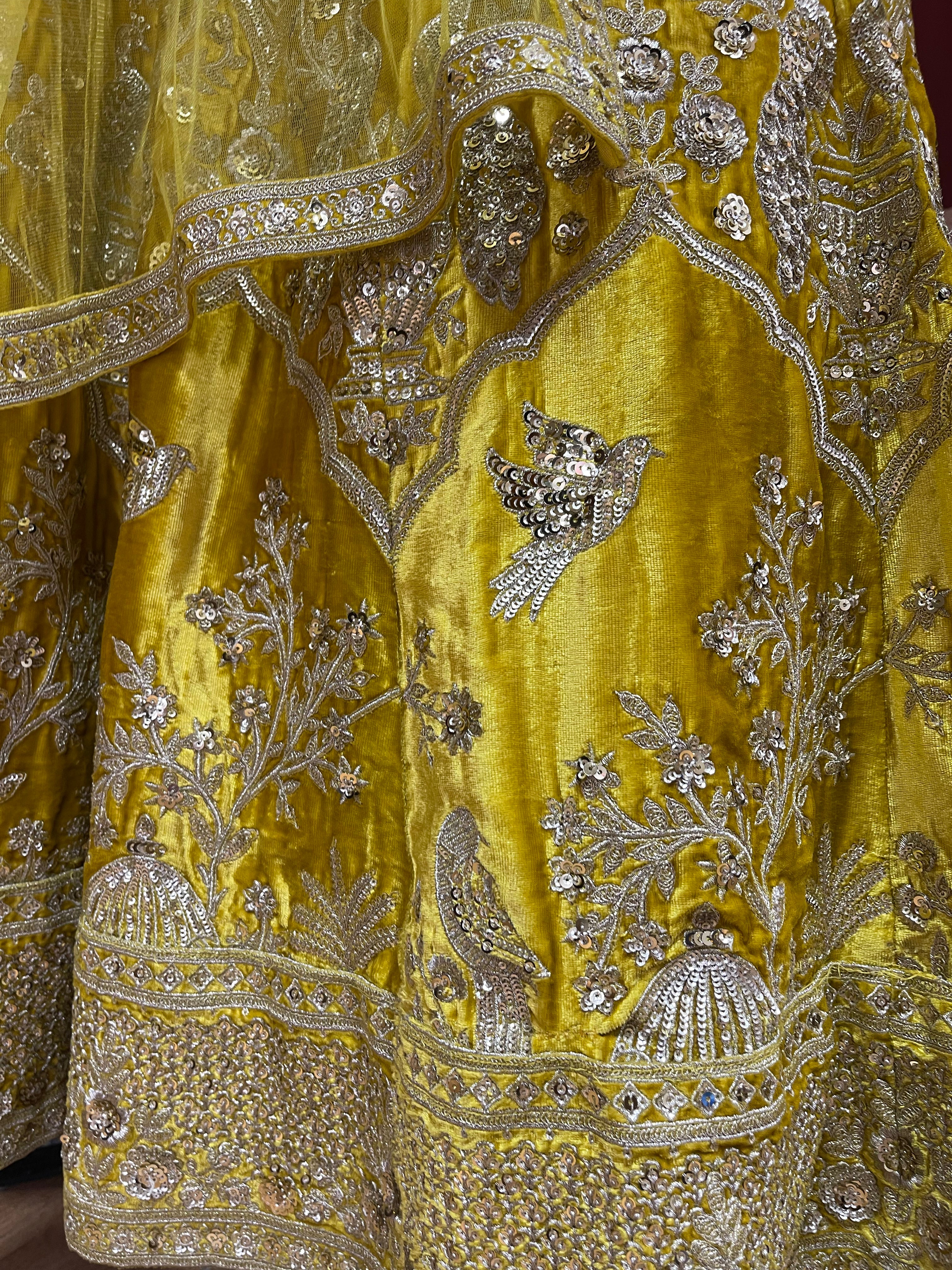 Sunehri Glow Set