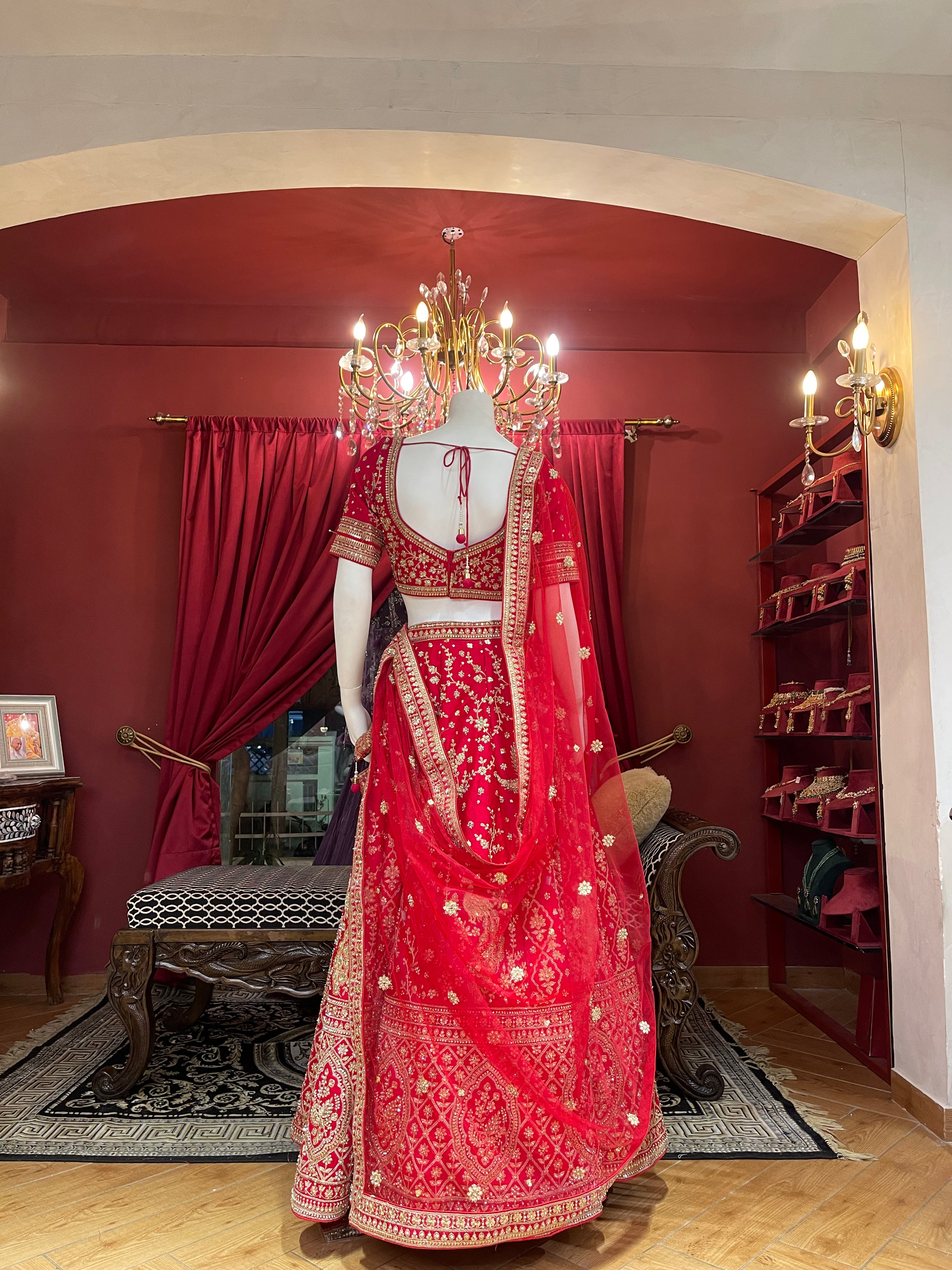 Scarlet Forest Bridal Set