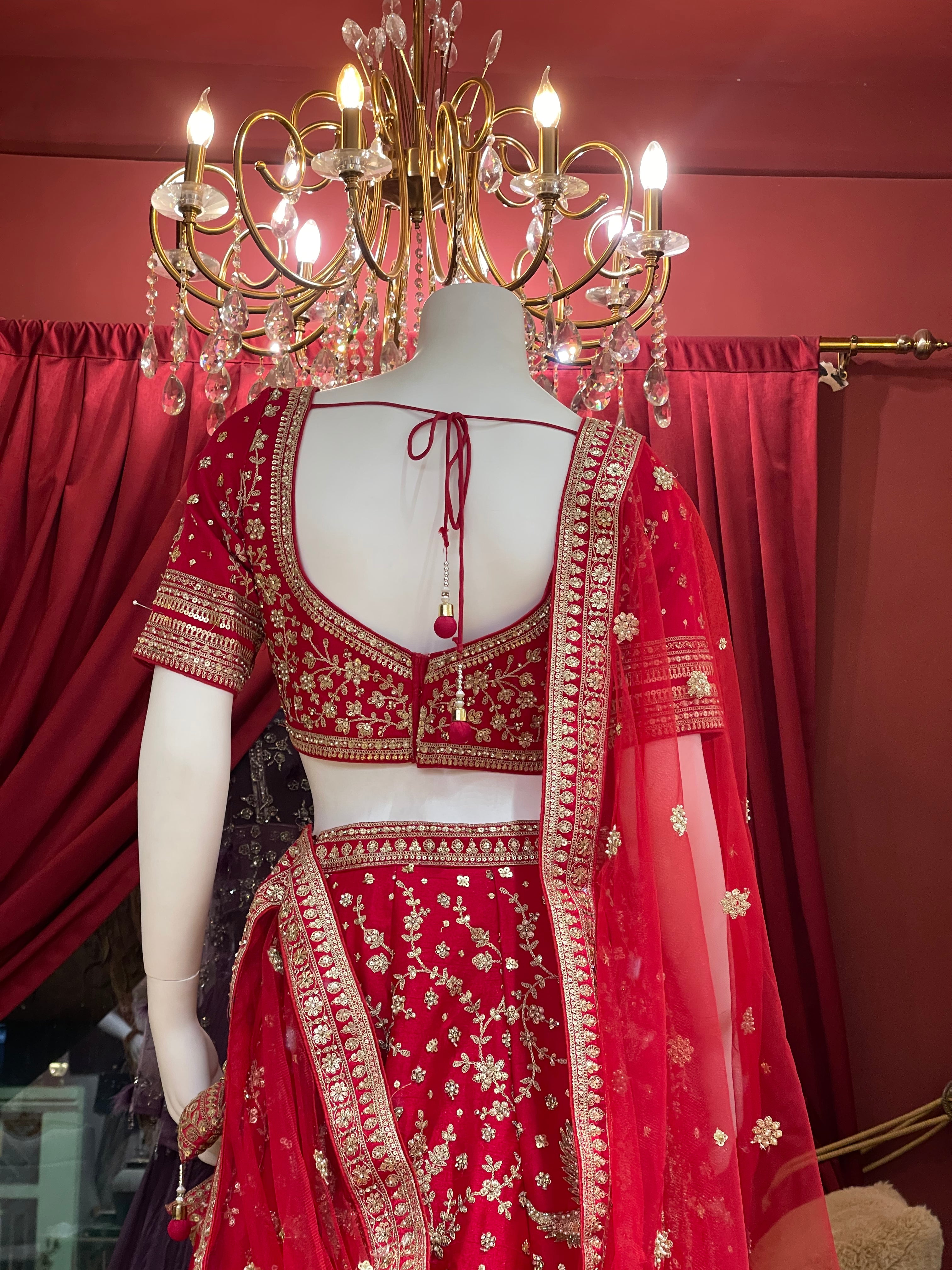 Scarlet Forest Bridal Set