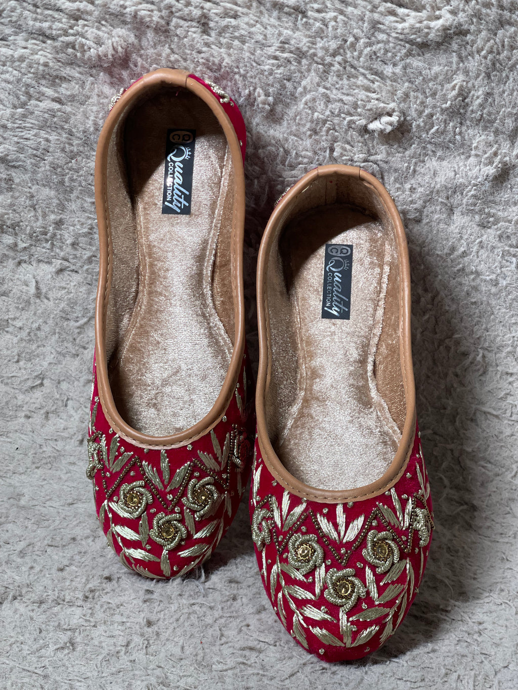 Rani Velvet With Golden Work