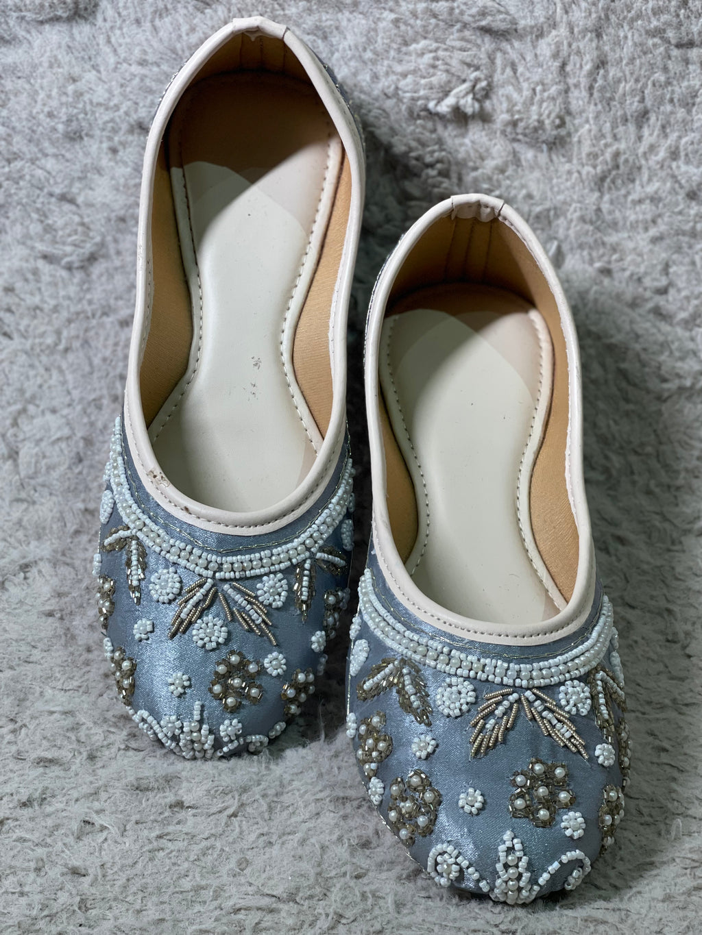 Grey Jutti With White Contrast Bead Work