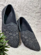 Menswear Black Jutti With Tonal Work
