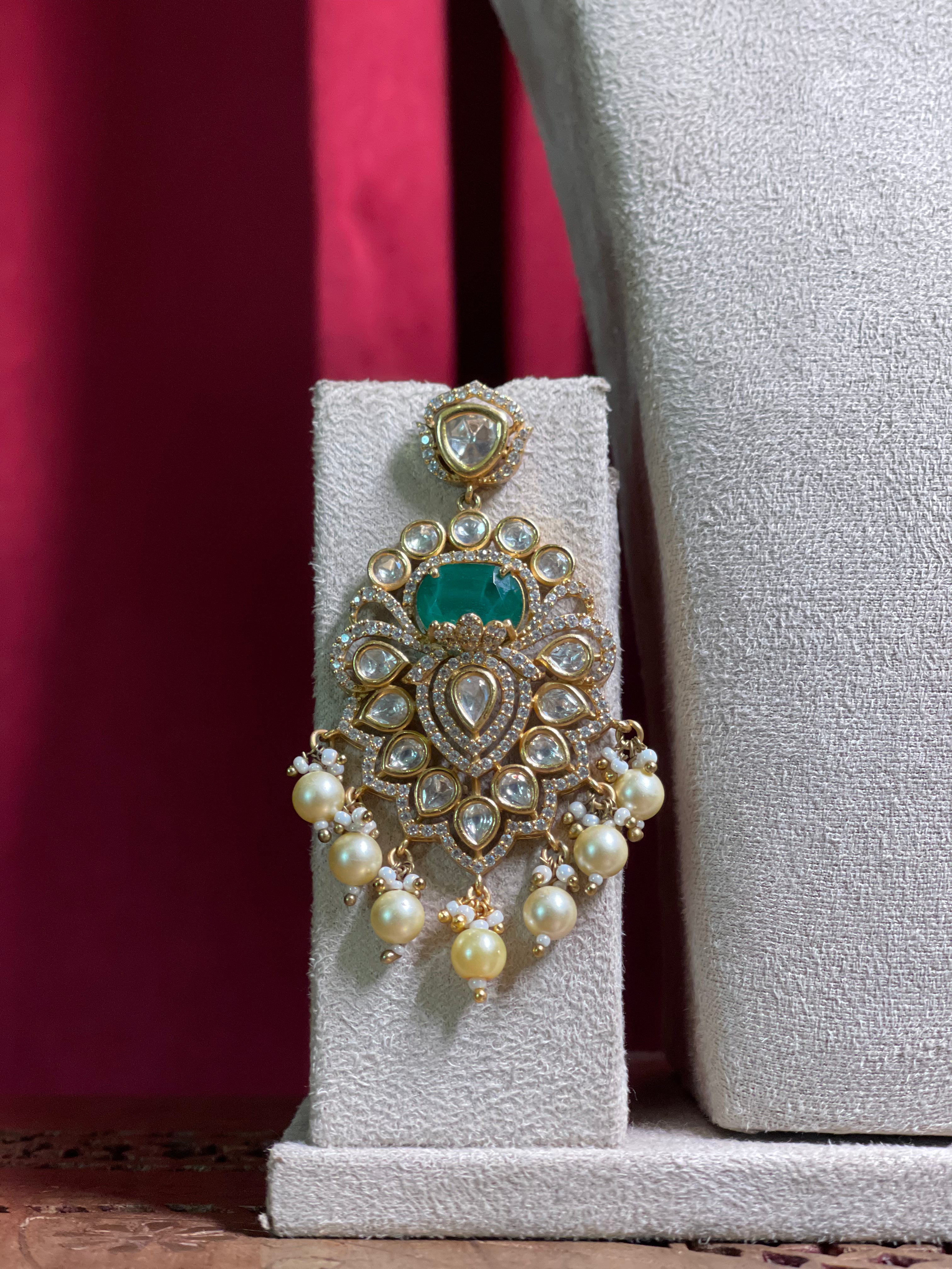 Emerald Polki Kundan Double Layered With Choker