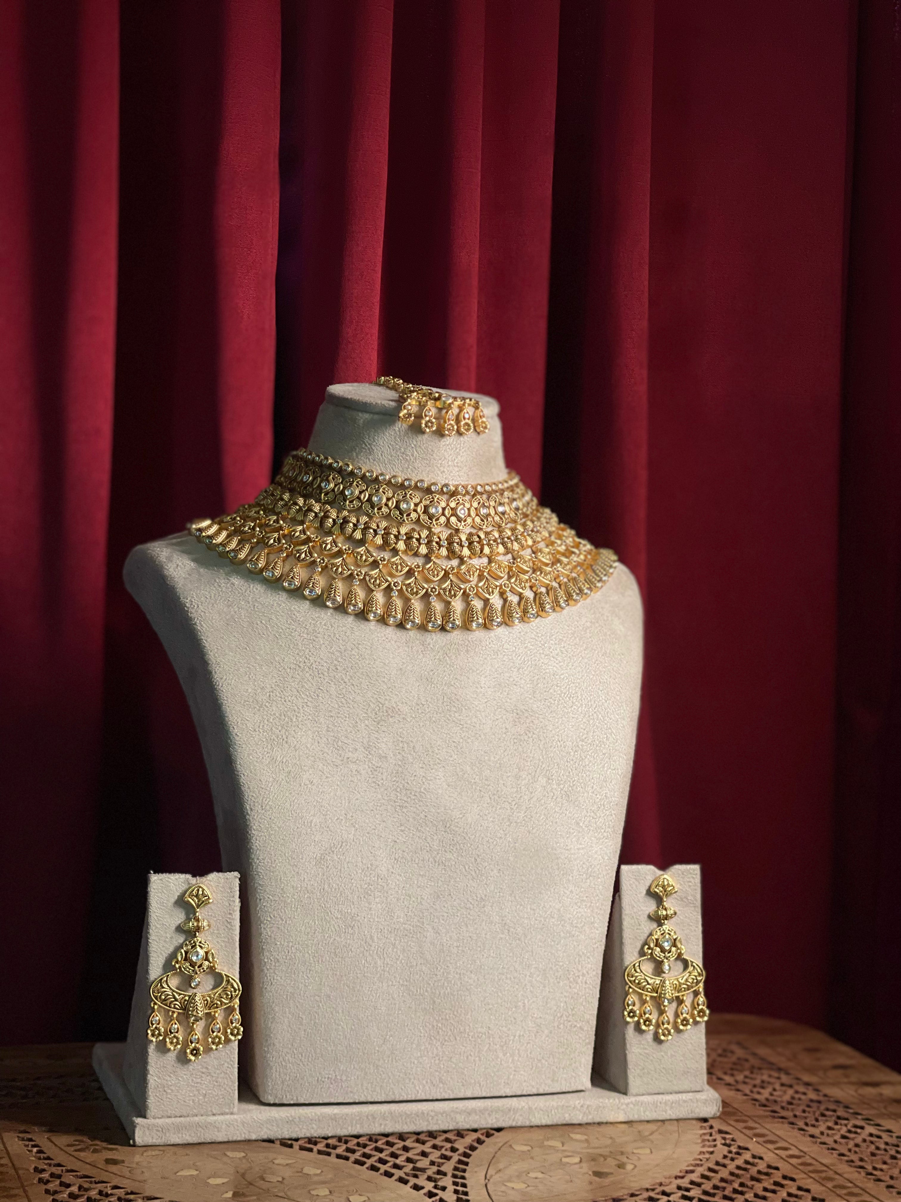 Gold Finish Polki Bridal Set