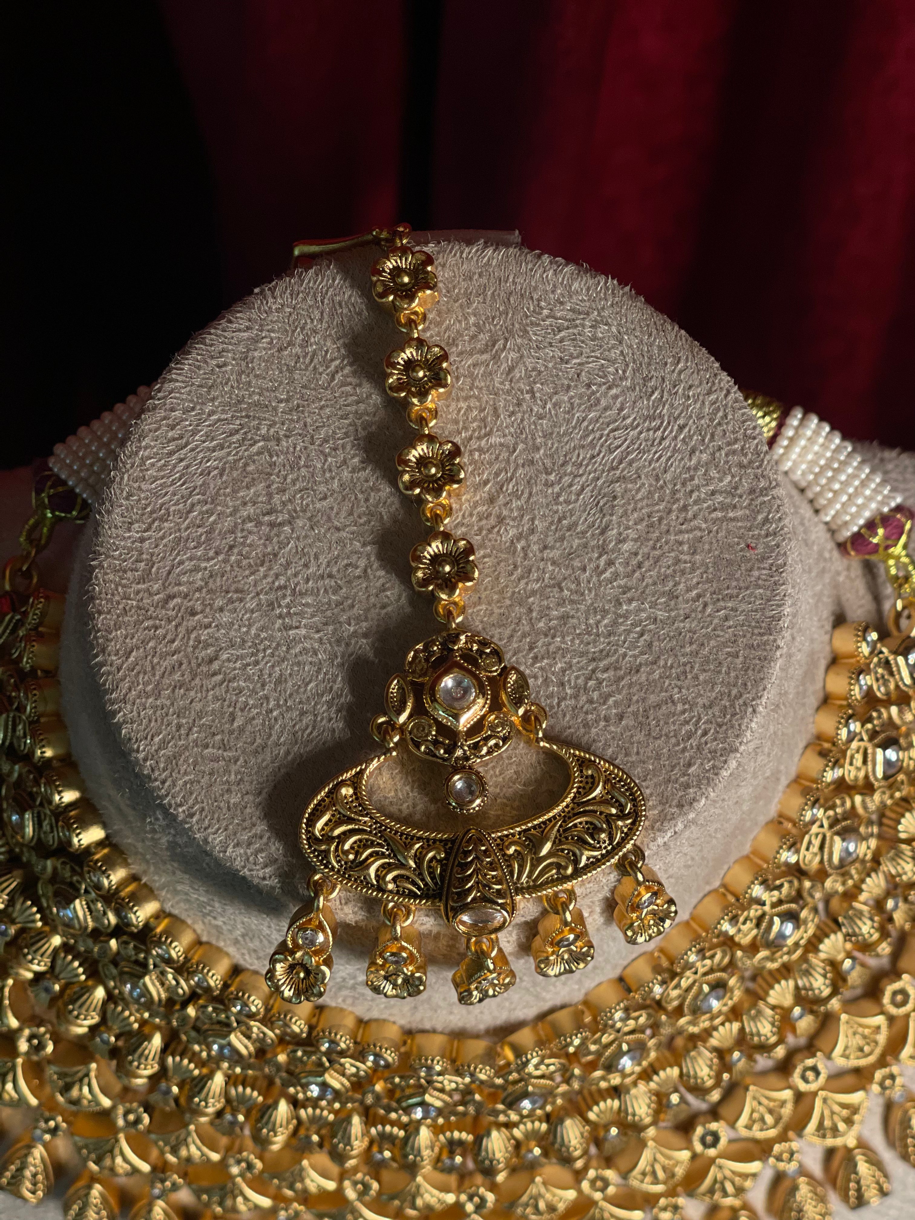 Gold Finish Polki Bridal Set