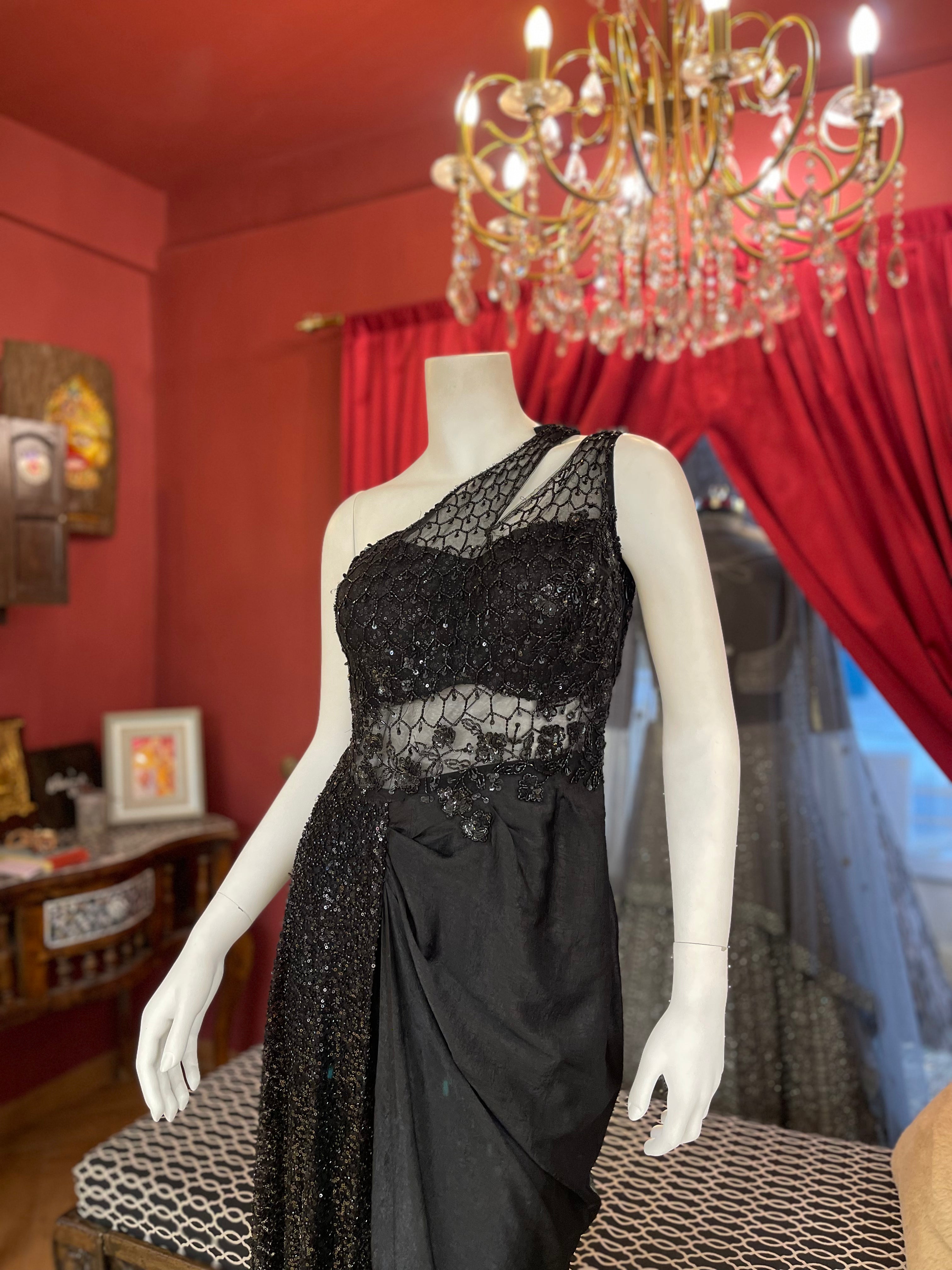 Black One-Shoulder Gown