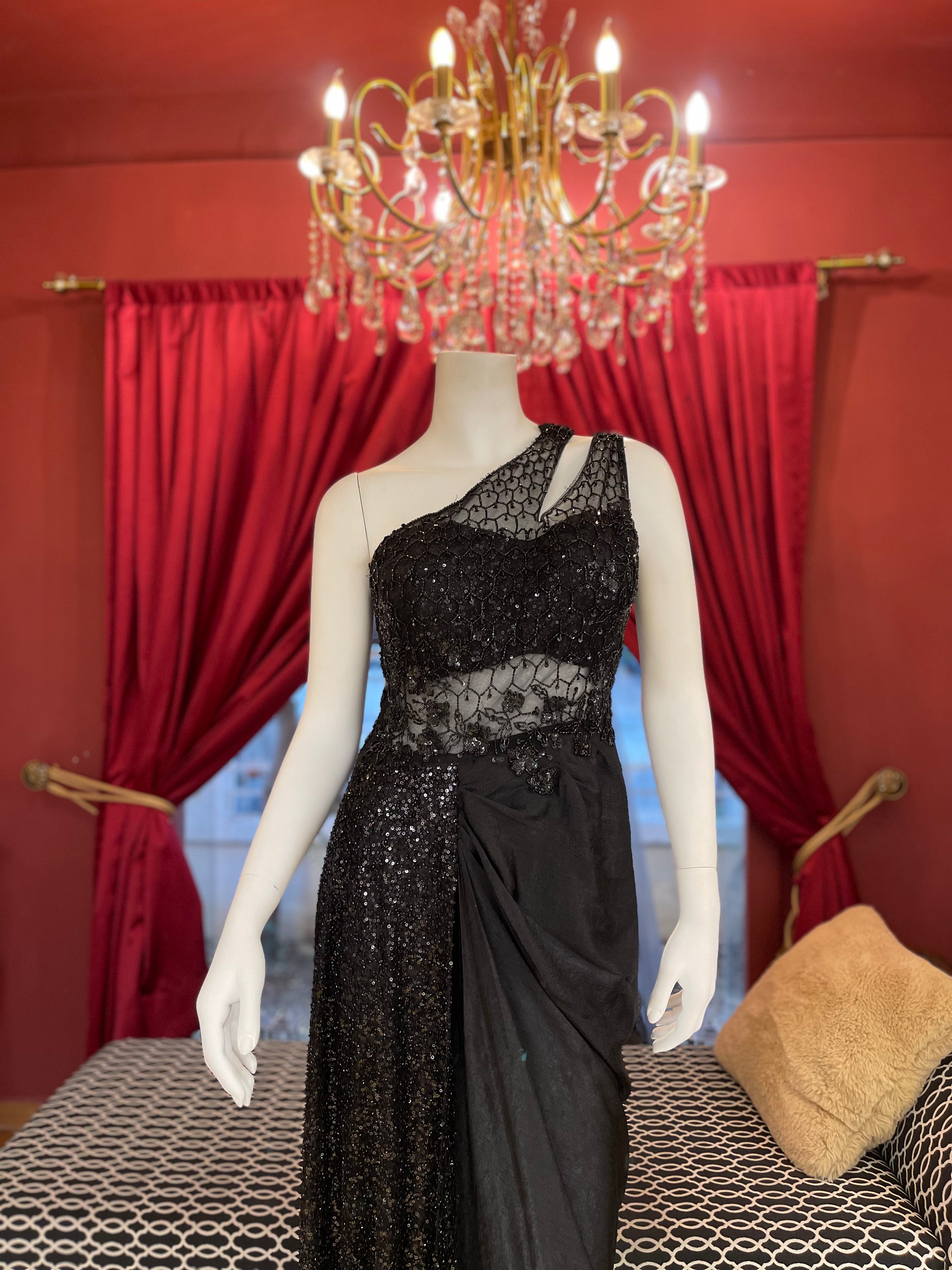 Black One-Shoulder Gown