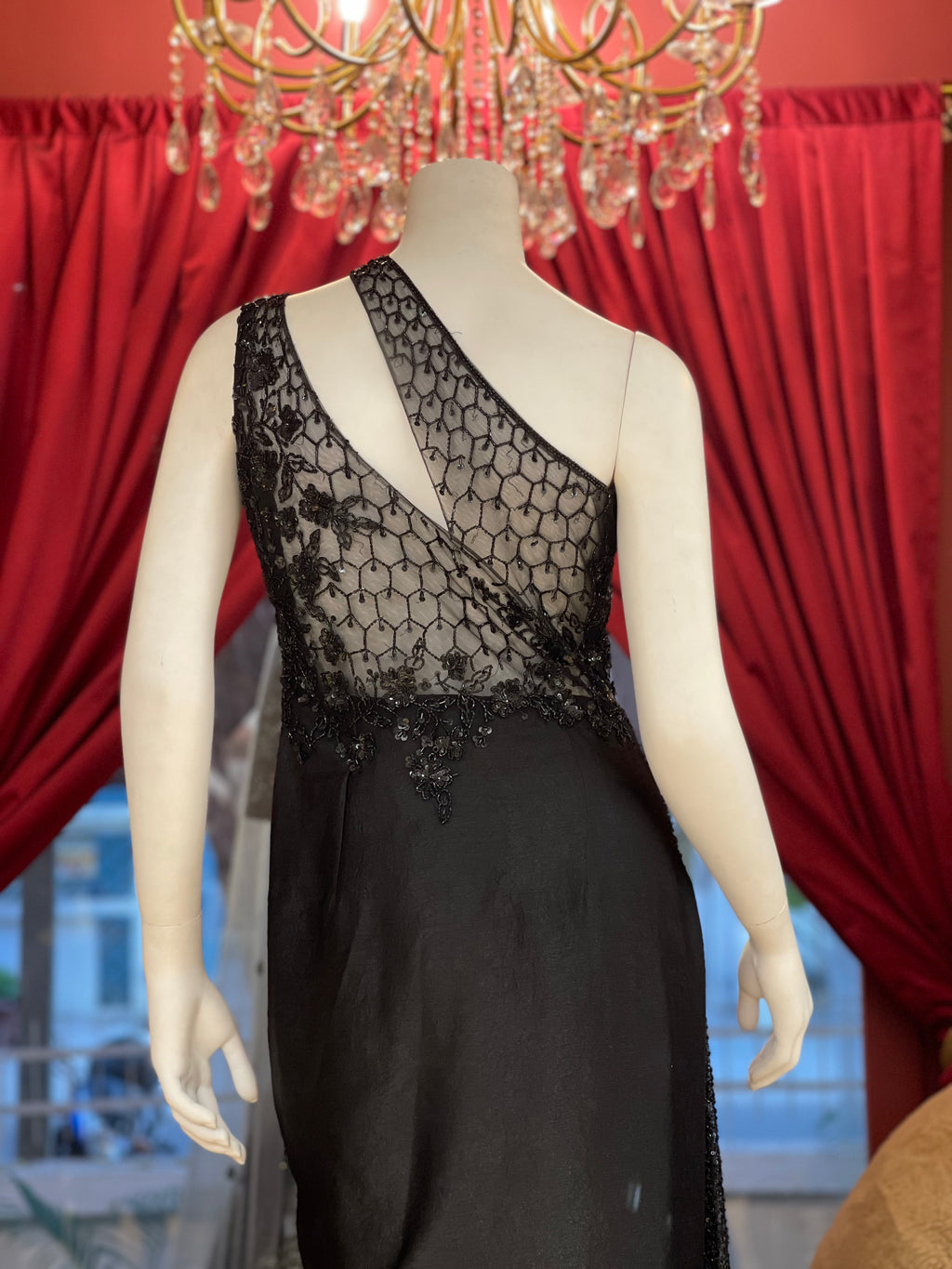 Black One-Shoulder Gown