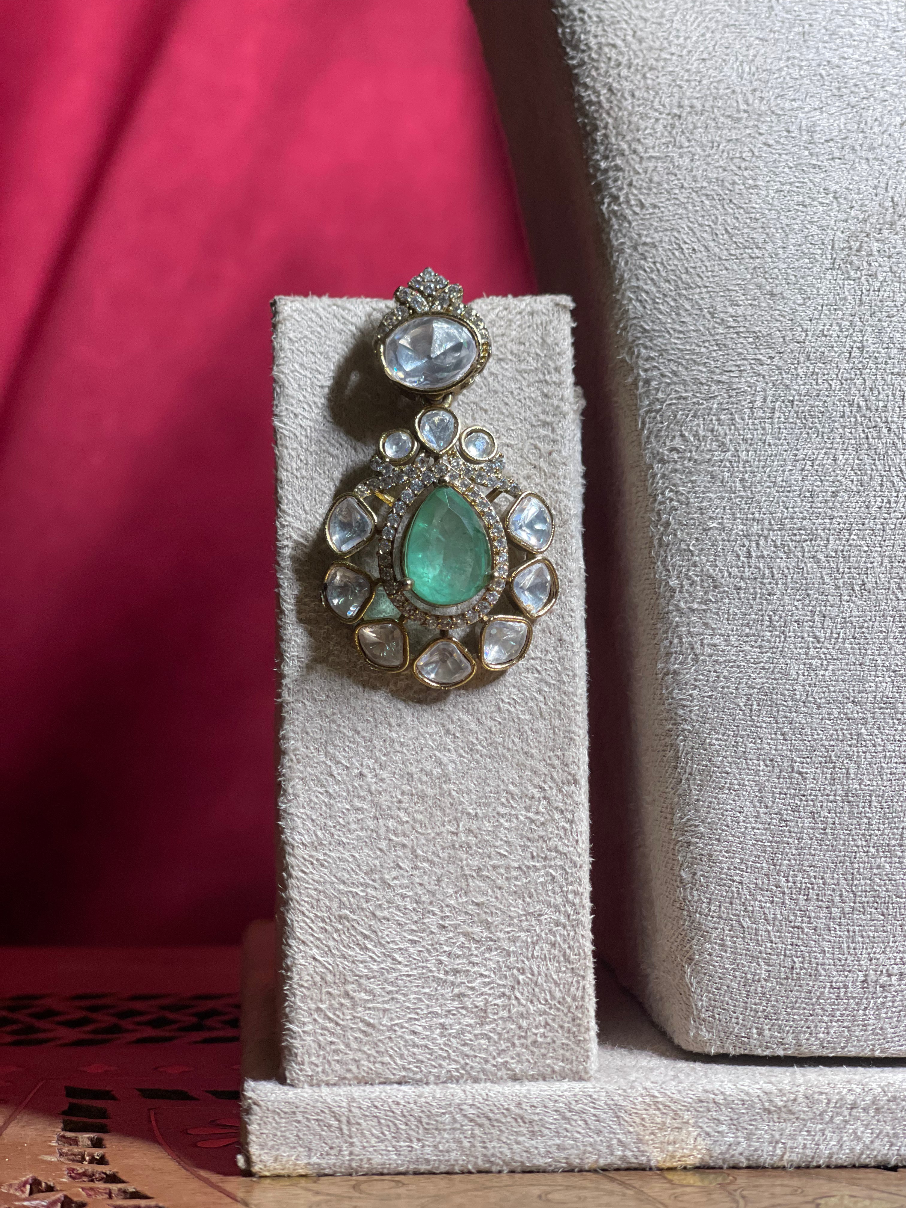 Emerald Green Polki Mozonite Kundan