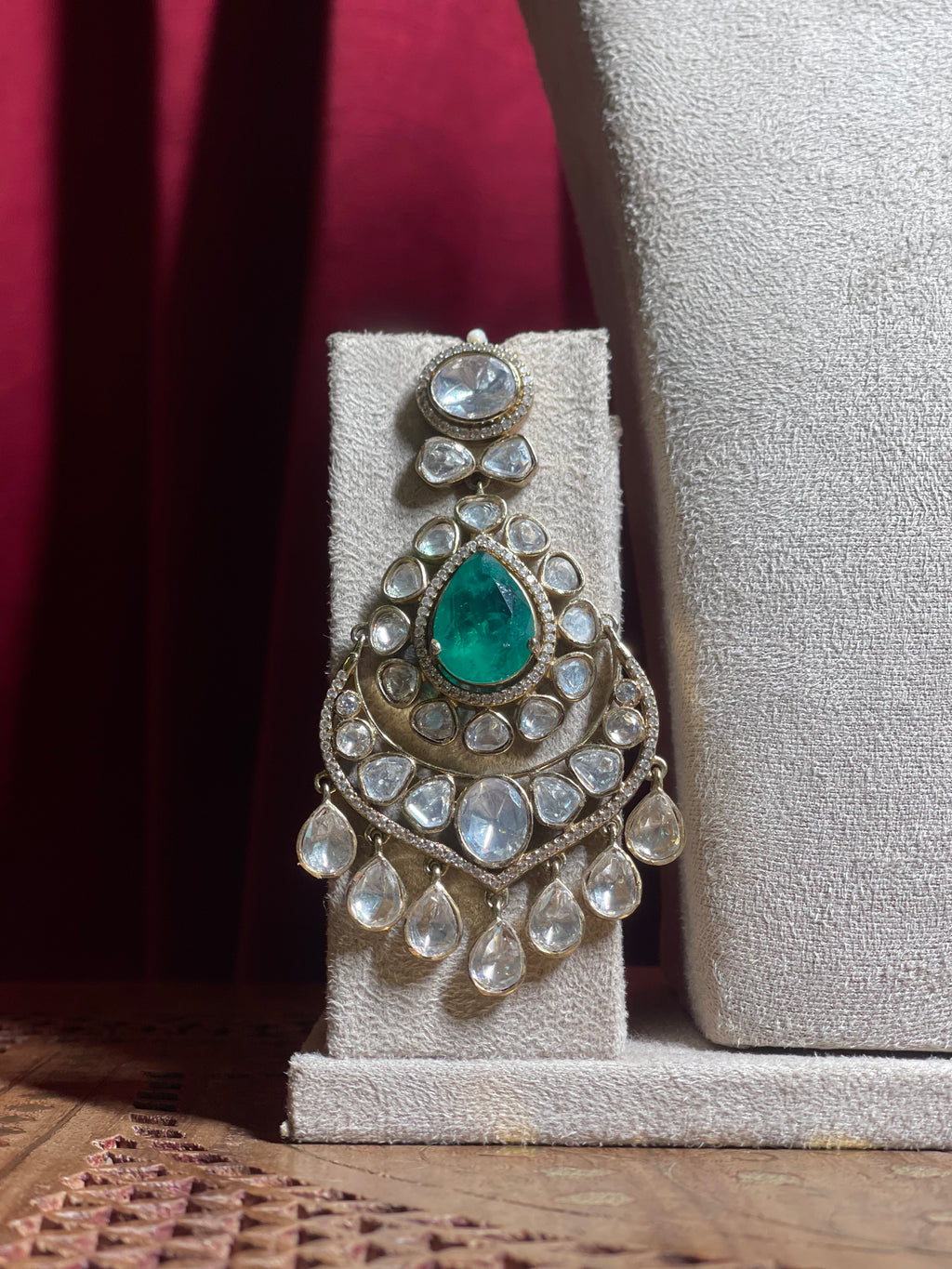 Emerald Polki Choker