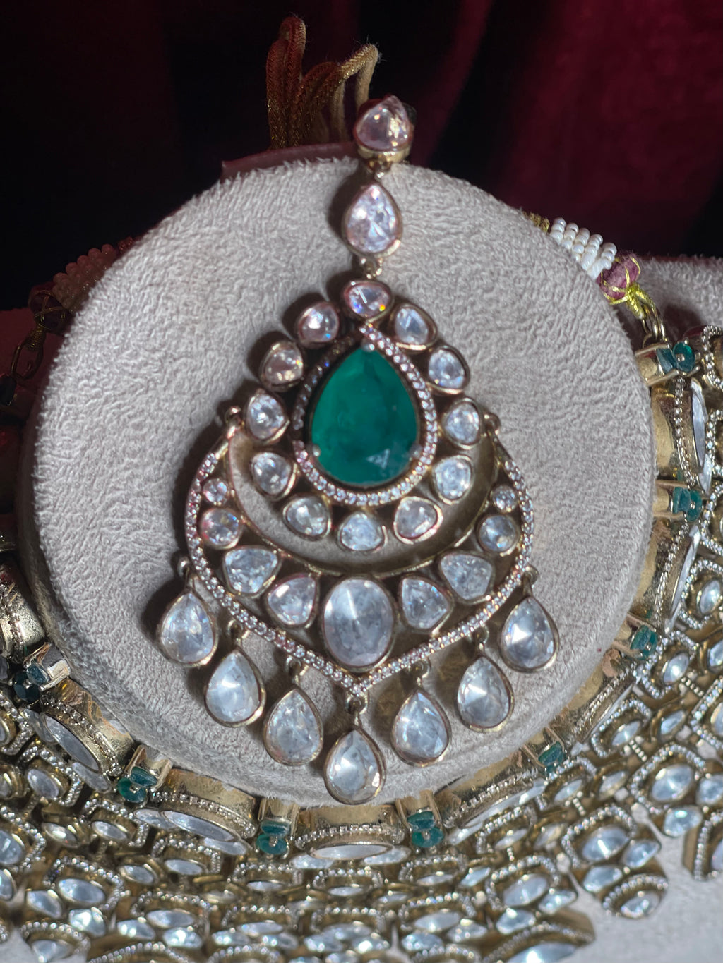 Emerald Polki Choker