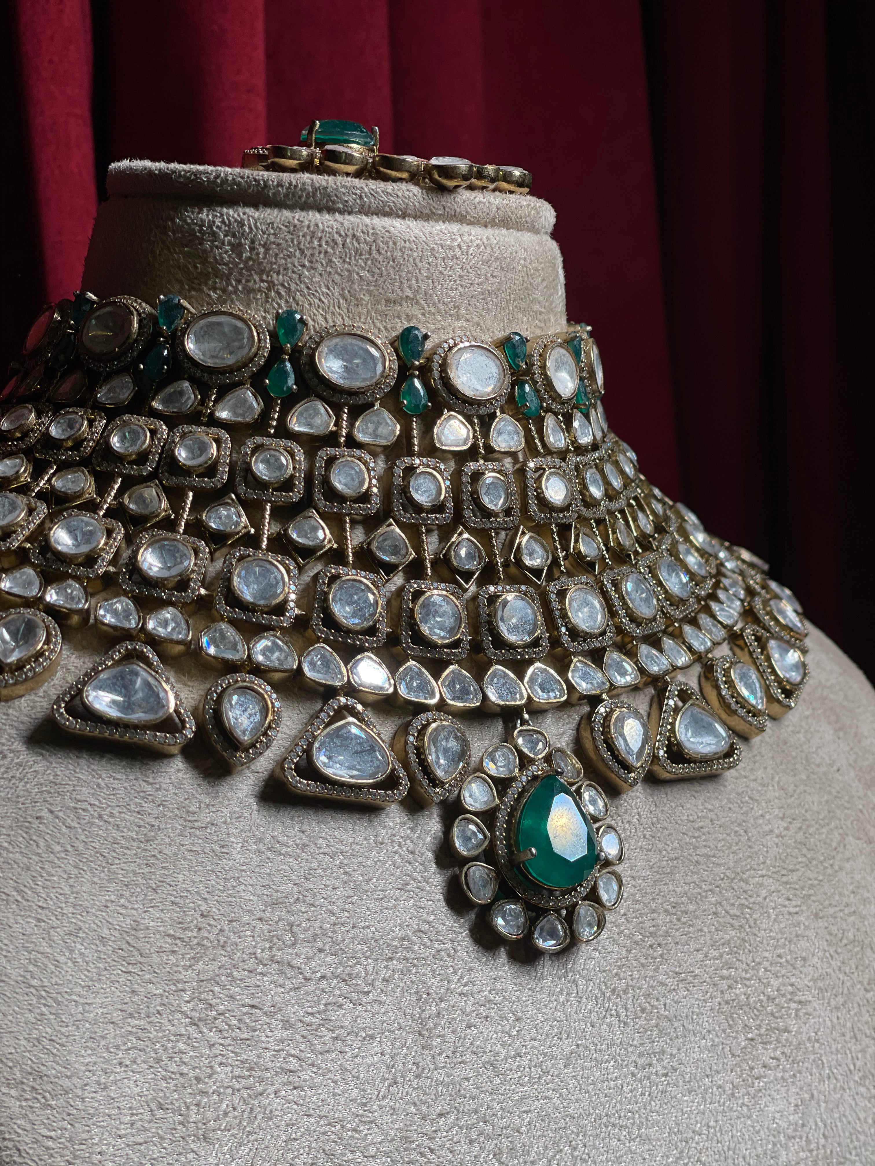 Emerald Polki Choker