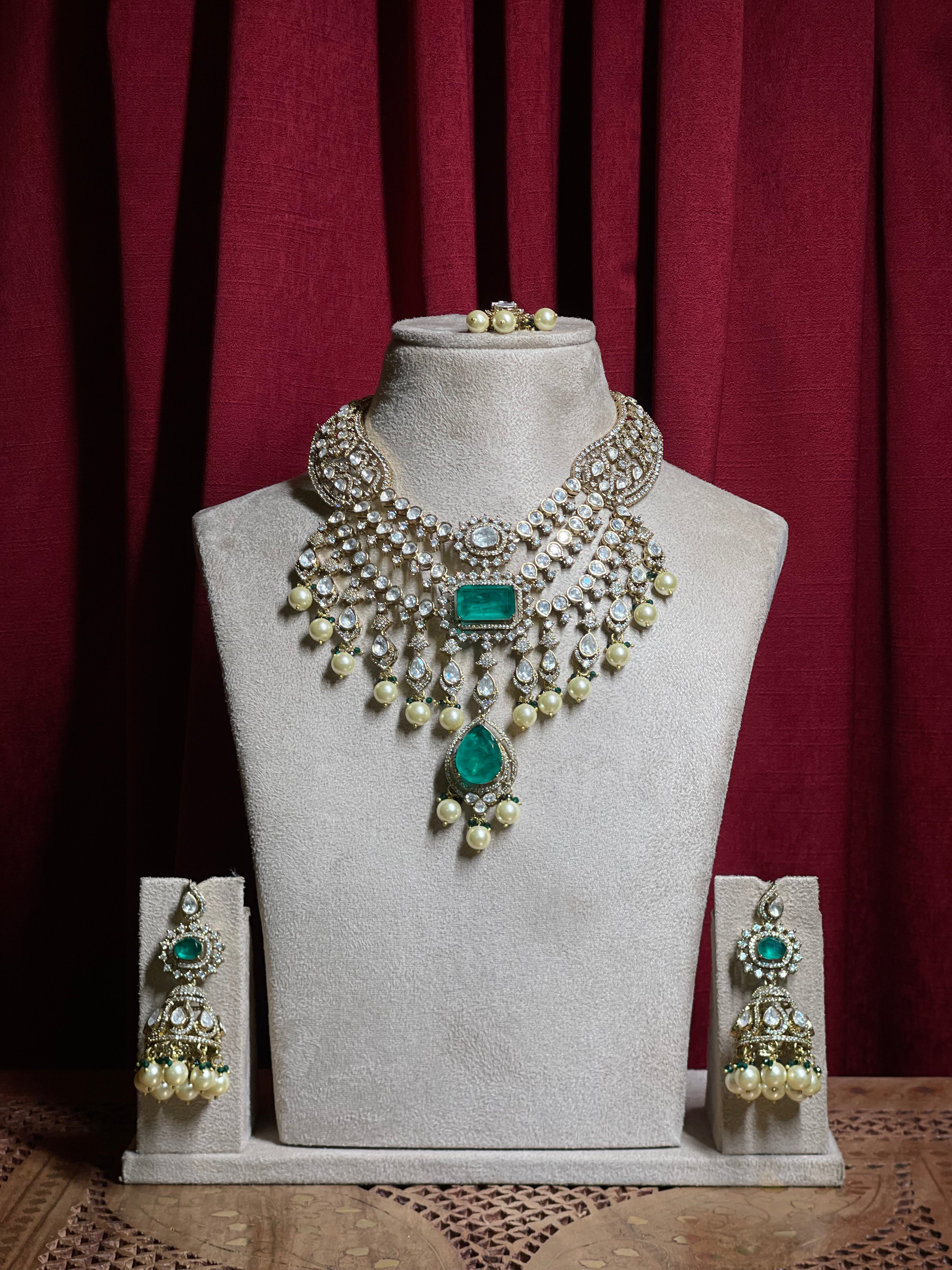Emerald Uncut Polki Stones