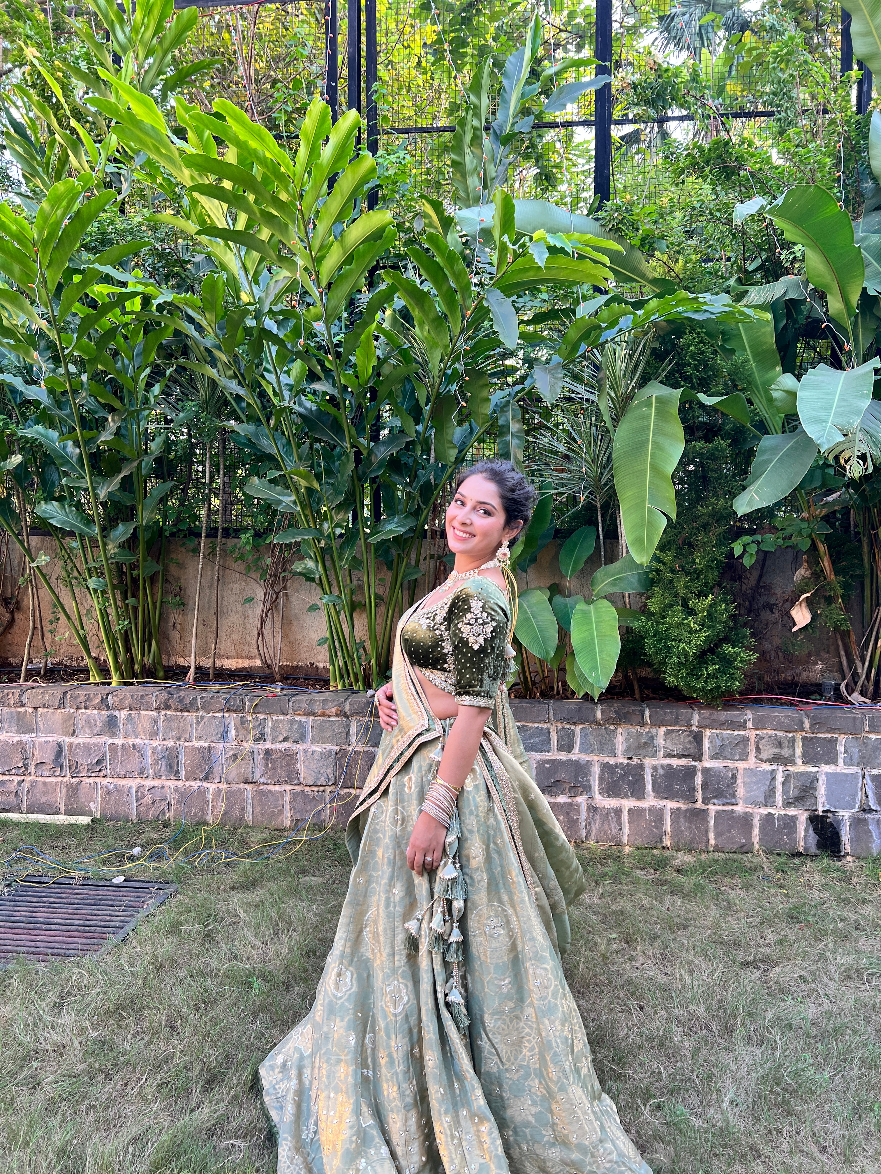 Green velvet lahenga