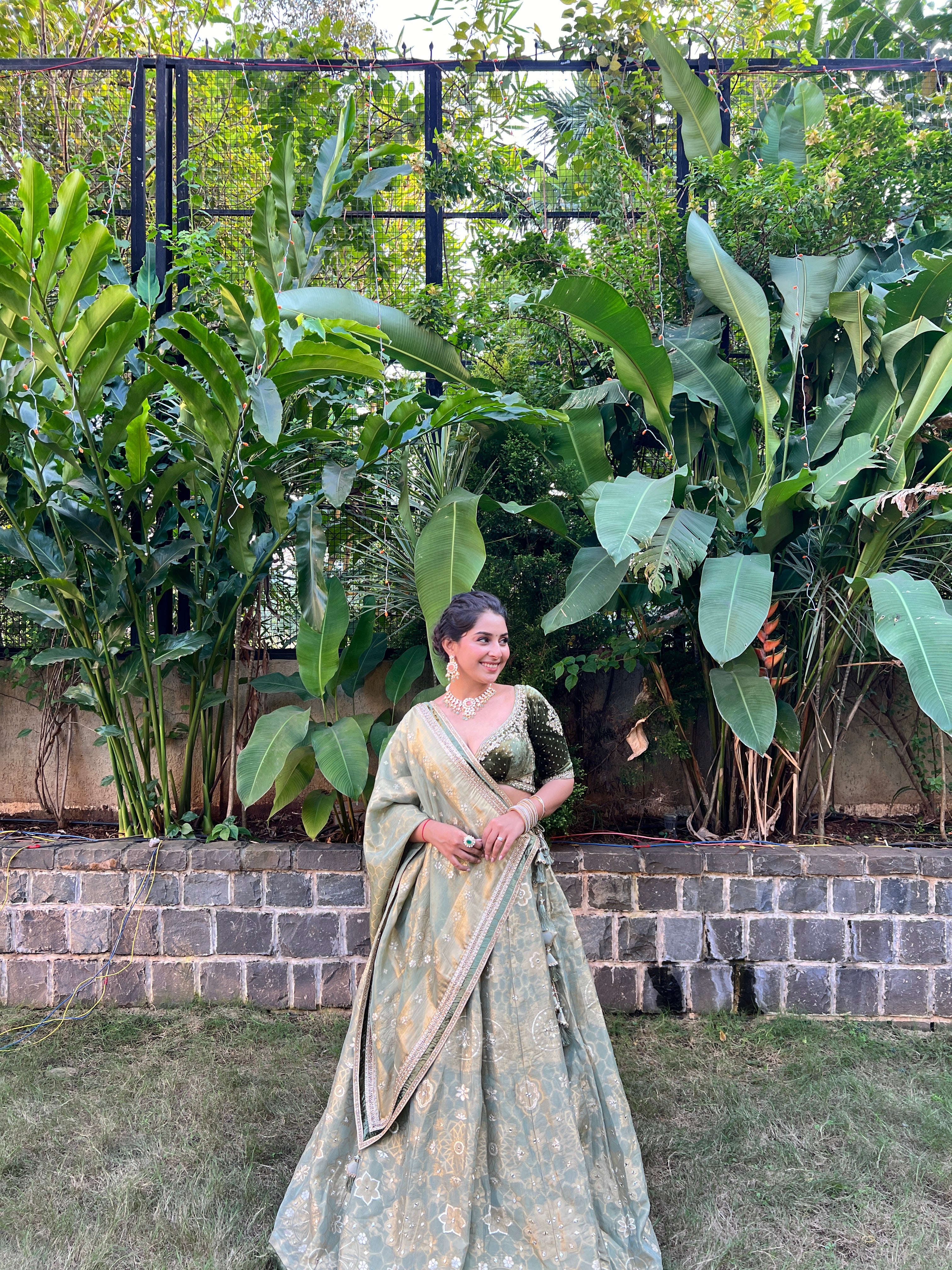 Green velvet lahenga