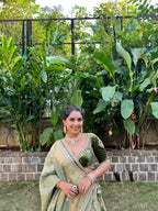 Green velvet lahenga