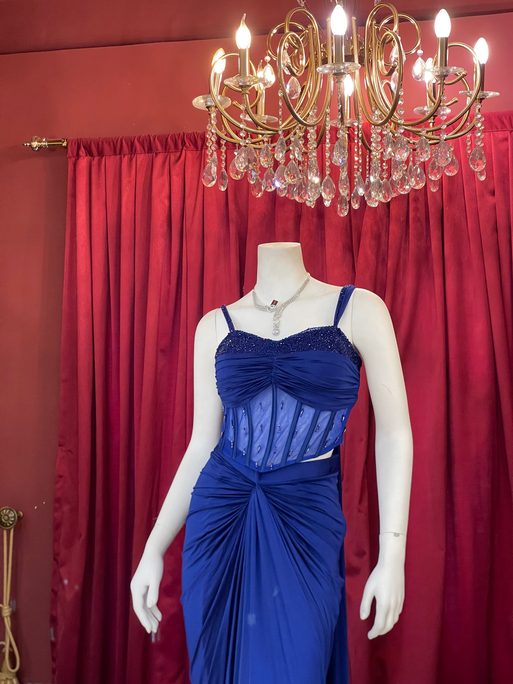 Royal Blue Pre-Draped Skirt Set with Hand-Beaded Corset Blouse & Pallu Drape