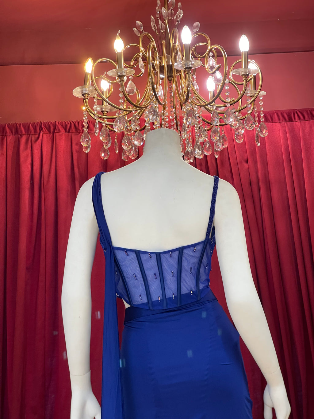 Royal Blue Pre-Draped Skirt Set with Hand-Beaded Corset Blouse & Pallu Drape